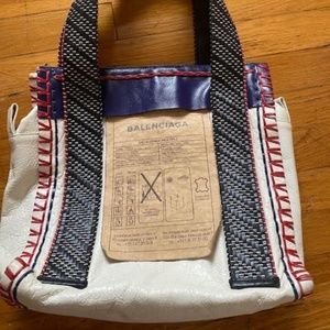 Authentic Balenciaga "Scaffold" Leather Tote